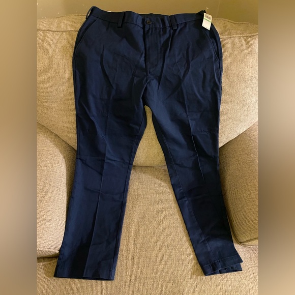 NWT men’s Izod Blue Chinos - Picture 7 of 8